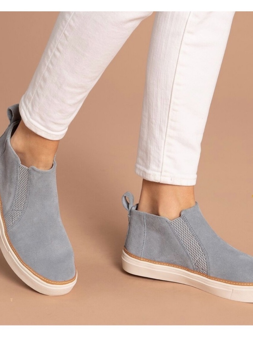 Toms Suede Chukka Boots in Light Blue with Tan Trim